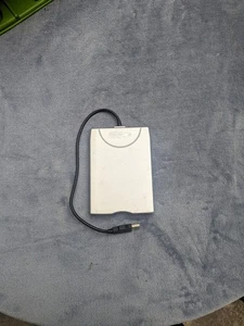 Mitsumi D353FUE External USB Floppy Disk Drive - Tested And Working - Afbeelding 1 van 3