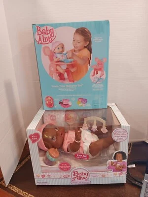 Baby Alive African American Wets & Wiggles 2006 Vintage PLUS Highchair - Image 1 of 4