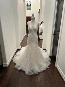 Stella York Wedding Dress - Picture 1 of 15