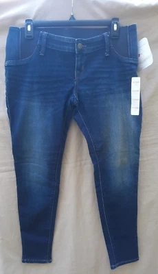 Jeans ajustados de maternidad Under Belly Isabel Maternity de Ingrid & Isabel 6/28 R Foto 1 de 4