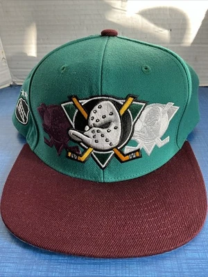 Mitchell & Ness - Gorra ajustable vintage de hockey Snapback - NHL Mighty Ducks Foto 1 de 4