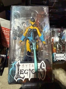 Figura de acción Mythic Legions Four Horseman Malynna NUEVA - Imagen 1 de 1