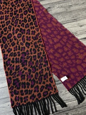 PAUL SMITH REVERSIBLE LEOPARD PRINT SCARF RETAIL MADE IN ITALY - Image 1 of 4