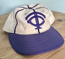 Vintage TCU Horned Frogs Pinstripe Baseball Hat On The Field Collection 7 3/4