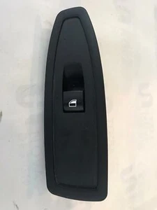 2012-2016 BMW F30 F310 2,3,4 SERIES FRONT RIGHT DOOR WINDOW SWITCH 9208107 OEM - Picture 1 of 8