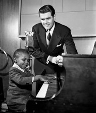 Radio personality Jack Smith with youngster Sugar Chile Robinson 1940s Old Photo