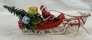 "Trineo trineo vintage de Papá Noel lleno de regalos y árbol, dos renos de 13"" de largo" - Imagen 1 de 7