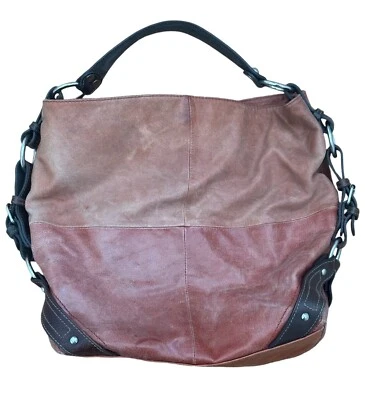 Bolso de Mano Hobo Grande Rojo Vintage TANO Hebilla y Correa de Cuero Foto 1 de 4