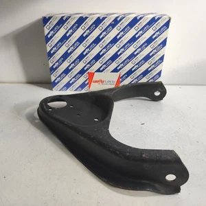 BRACCIO SOSPENSIONE ANTERIORE DX SUPERIORE LANCIA FULVIA ORIGINALE 82275005 - Imagen 1 de 5
