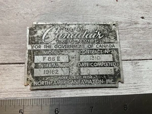 PLACA DE IDENTIFICACIÓN ORIGINAL DE AVIONES SABLE CANADAIR F-86E ERA DE LA GUERRA DE COREANA ESPECIFICACIONES DE DATOS - Imagen 1 de 2