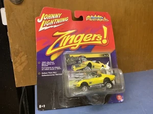 Johnny Lightning Street Freaks Zingers Vicious Vette scellé 1/64 - Photo 1/2