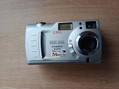 Minolta Dimage E201 2.3MP Compact Digital Camera Silver Boxed complete VGC Retro - Image 1 of 4