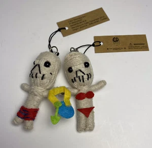 Voodoo String Doll Couple Key Chain Beach Day C & D Visionary New - Picture 1 of 5