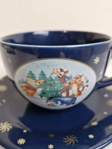 Disney Winnie The Pooh Bear & Friends taza grande de gran tamaño y platillo de cerámica azul - Imagen 1 de 10