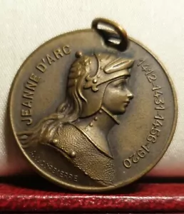 1920 28 mm Jeanne d'Arc Anhänger Medaille Nancy Kampfhelm 1412 1431 1456 - Bild 1 von 2