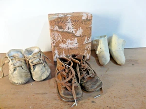 Wallpaper Box w/ 3 Pairs of Children's Booties + Shoes--ANTIQUE - Picture 1 of 24