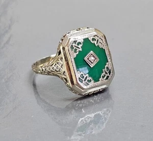 ART DECO WHITE GOLD GREEN CHALCEDONY PLATE AND DIAMOND RING SIZE 6 - Picture 1 of 9
