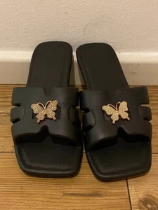 Pantoletten Sandale flache Schuhe mit goldenen Akzenten Schmetterling Neu 37 - Picture 1 of 1