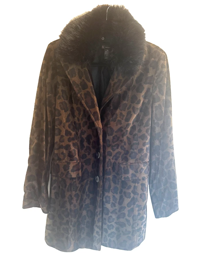 Abrigo largo de piel sintética con estampado animal M International Concepts Mobwife Rocker Grunge Foto 1 de 4