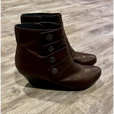 Botines DANSKO Cuero Marrón "Panadero" Tacón Con Detalle de Botones Talla 40 EE. UU. 9.5-10 Foto 1 de 4