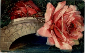 Wunderschöne rosa Rosen an Brücke auf 1910 Geburtstag Postkarte - Serie 1640 Deutschland - Bild 1 von 2