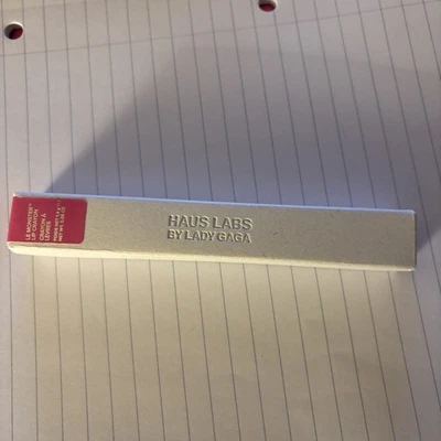 NUEVO HAUS LABS POR LADY GAGA Le Monster lápiz labial lápiz labial claro peonía mate Foto 1 de 2