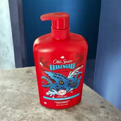 Jabón corporal Old Spice Krakengard 33,4 oz | Jabón facial y corporal 2 en 1, Sc de larga duración Foto 1 de 2