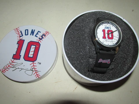 Vintage Atlanta Braves Chipper Jones Watch Game Time needs battery Cover