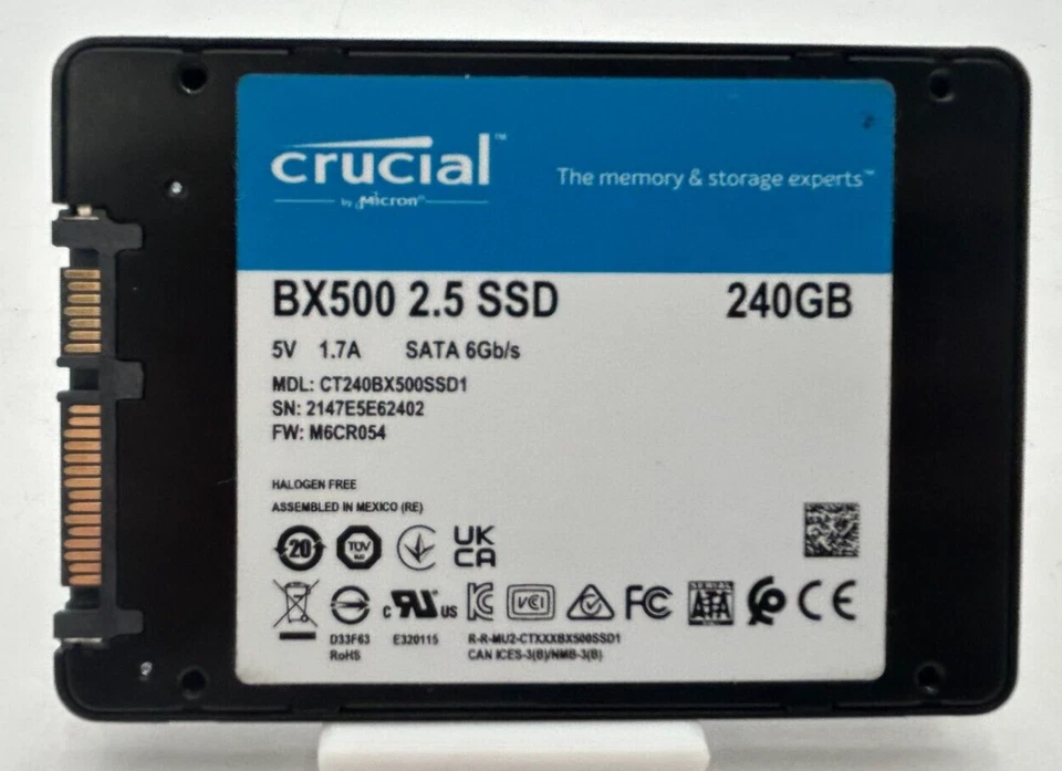 Crucial BX500 240 GB SATA SSD Actualización Tiempos de carga de arranque más rápidos Eficiencia energética Foto 1 de 1