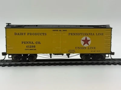 HO MDC Roundhouse Pennsylvania Line Reefer 41286 – KD Couplers – Steel Wheels - Image 1 of 4