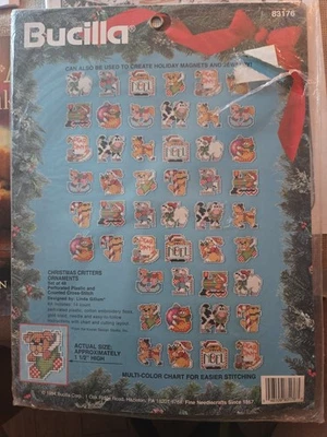 Bucilla Christmas Spectacular Ornaments Cross Stitch Kit #83168 48 pc Mini 1994 Foto 1 de 3