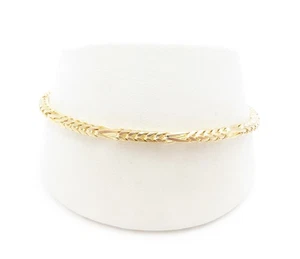 14K Yellow Gold ~2.5MM Wide Square Figaro Style Chain Bracelet 7.25" - Picture 1 of 4