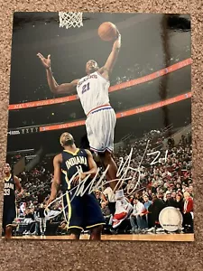 Thaddeus Young Autographed Signed NBA 8x10 Photo ~ 76ers ~ Phoenix Suns - Picture 1 of 1