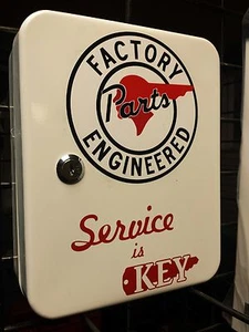 PIEZAS DE INGENIERÍA PONTIAC DE COLECCIÓN TALLER DE REPARACIÓN CONCESIONARIO CAJA LLAVE NUEVA - Imagen 1 de 1
