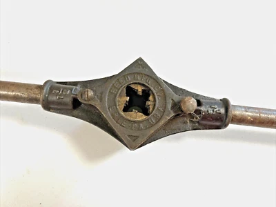 Vintage Reed Pipe Threader 1 1/2 301 Erie PA with Removable Handles - Image 1 of 4