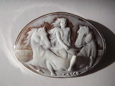 Master Hand tallado Sardonyx concha colgante réplica de Le bassin du char d'ap Foto 1 de 4