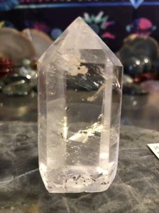 Hochwertiger klarer Quarz Kristall Turm 103g 2,6" - Bild 1 von 12