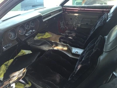 Cubiertas de asiento personalizadas Dodge Charger 1971 1972 1973 1974 Foto 1 de 4