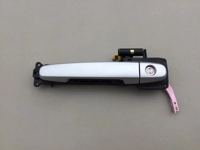 Manija exterior de la puerta del conductor Toyota RAV4 2001-2005 plateada metálica 1D4 OEM * Foto 1 de 4