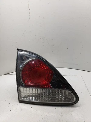 Luz trasera izquierda del conductor montada en la puerta trasera se adapta a 00-03 LEXUS RX300 1383032 Foto 1 de 4