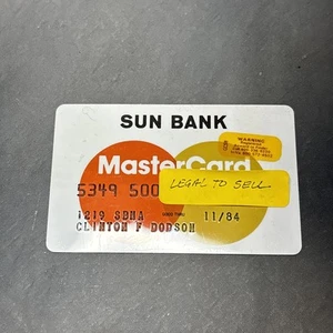 Sun Bank Credit Card MasterCard - Signed Vintage Expired 1984 Collectible - Picture 1 of 2