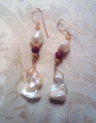 MIRIAML HANDMADE 14K GOLD KEISHI PETAL PEARL RUBY 18K GOLD BEAD EARRINGS - Image 1 of 4
