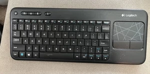 Logitech Wireless K400R 79 Key Slim Keyboard w/3.5" Touchpad, *NO DONGLE USB* - Picture 1 of 3