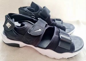 Nike Women's Canyon Sandal Black/White Size uk 6.5 eu 40 - Picture 1 of 11