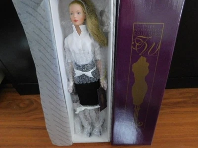 Кукла Tonner Tyler Wentworth фирменный стиль светлые волосы 99800 16 дюймов с сертификатом подлинности/коробка для доставки - Изображение 1 из 4