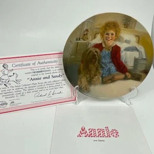 Annie & Sandy First Issue Knowles Collector's Plate with COA 1984 - Picture 1 of 7