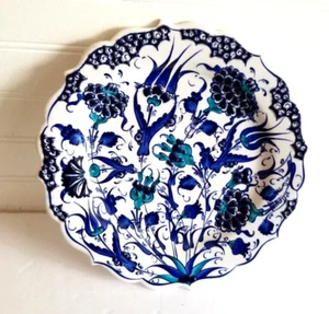 Turkish Ceramic Wall Plate 10" Round Hand Painted Kutahya Turkey Blue Flowers - Picture 1 of 13