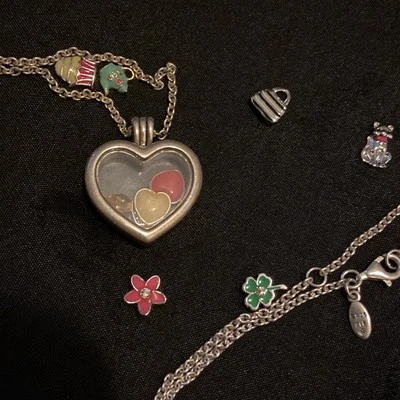 Pandora Plata Esterlina Flotante Corazón Medallón y 3 Dijes Collar S925 Foto 1 de 4