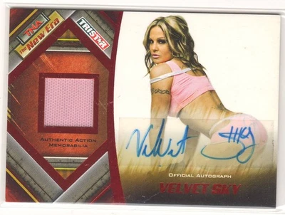 VELVET SKY - TNA NEW ERA -  AUTO RELIC NUMBERED 15/25 - TRISTAR 2010 WWE AEW - Image 1 of 2