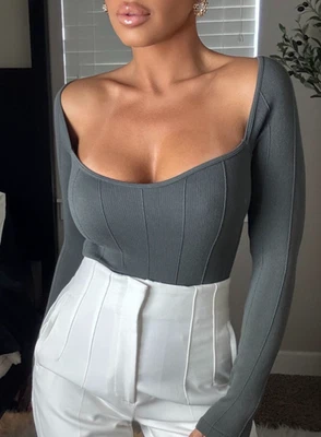 Top ZARA Verde Acanalado Ultra Elástico SEXY Sweetheart Calce Ajustado Una Pieza XS S Foto 1 de 4